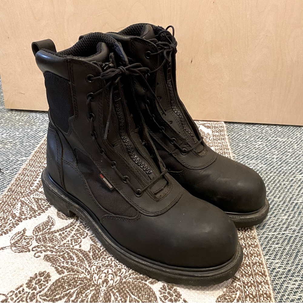 RED WING 4273 Size 11 D SuperSole Waterproof Steel Toe Mens Work Boots MSRP